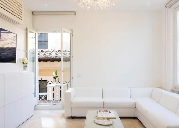 Amazing 3 Levels Penthouse Piazza Venezia Appartement *